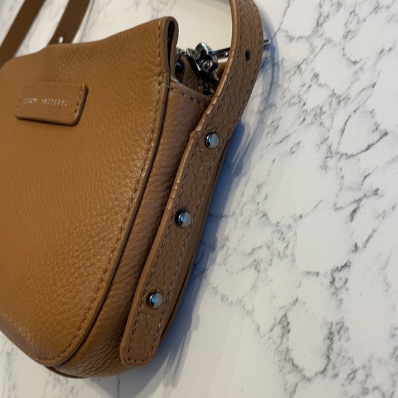 Status Anxiety Cross-Body Leather Bag - Picture 3 of 7